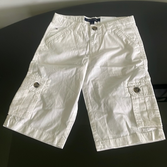 NWT Boy’s TOMMY HILFIGER Cargo Shorts, WHITE, Size 7 - Picture 1 of 4